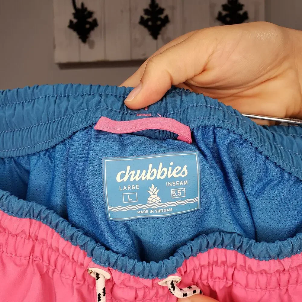 Chubbies Swim Trunks Men's Large Pink Blue Lined 5.5